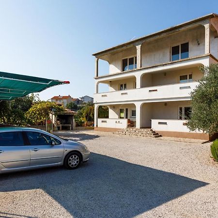 Apartments With A Parking Space Kornic, Krk - 5306 エクステリア 写真