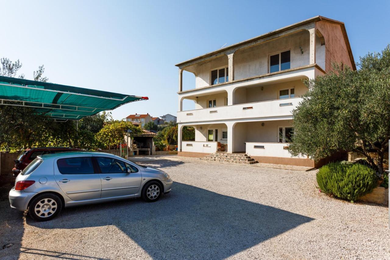 Apartments With A Parking Space Kornic, Krk - 5306 エクステリア 写真