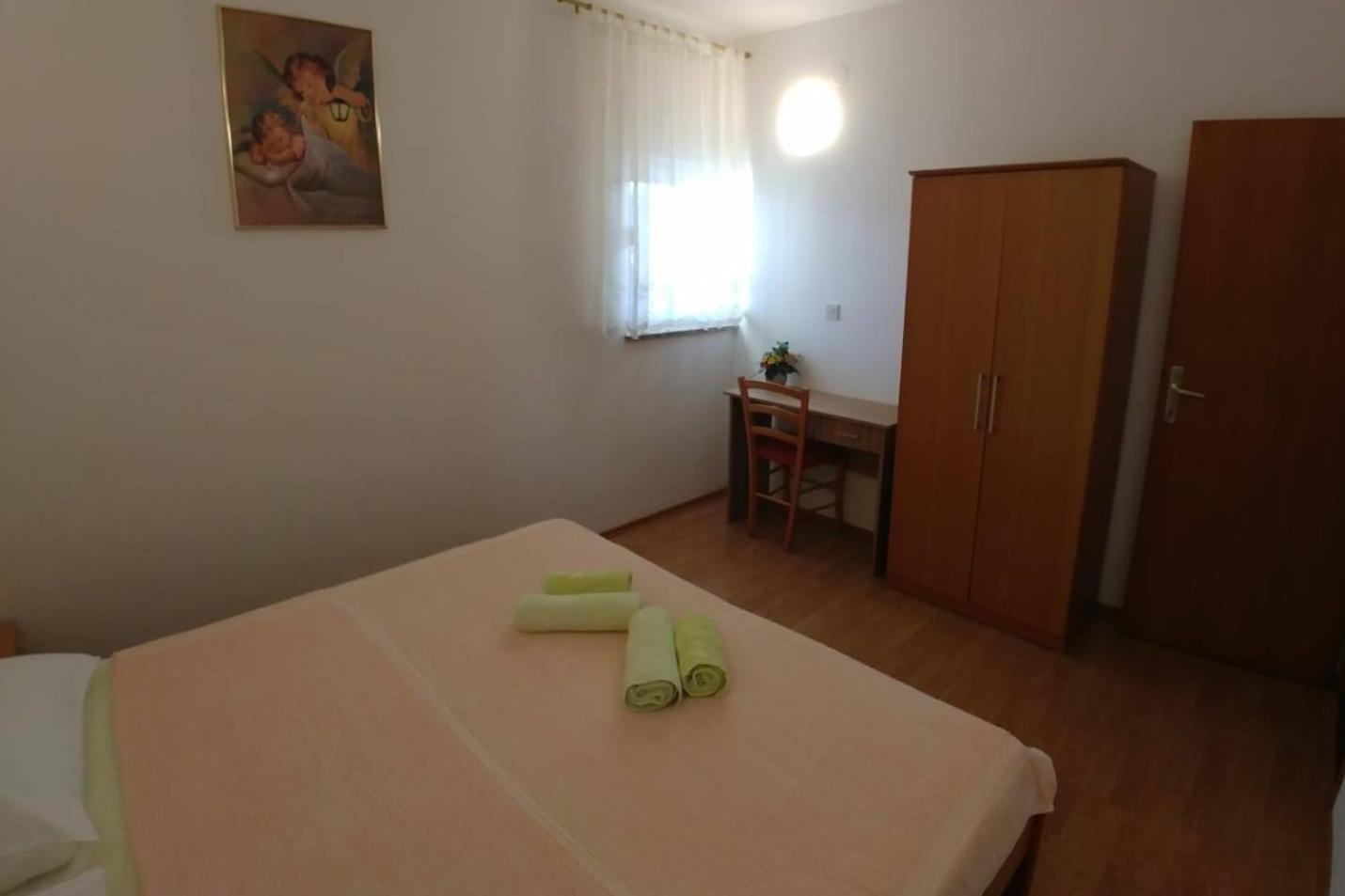 Apartments With A Parking Space Kornic, Krk - 5306 部屋 写真